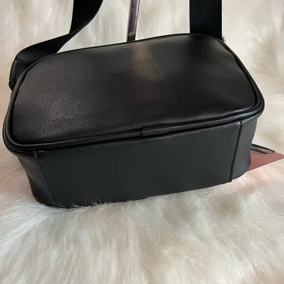 NWT Juicy Couture Obsession Small Crossbody Shoulder Bag. - Picture 8 of 8